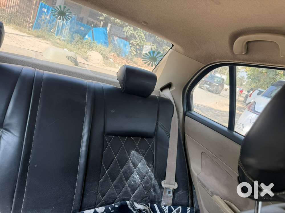 Maruti Suzuki Swift Dzire 2012
