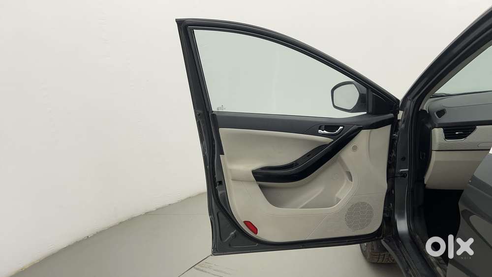 Tata Nexon 1.2 Revotron Xz Plus (s), 2022, Petrol