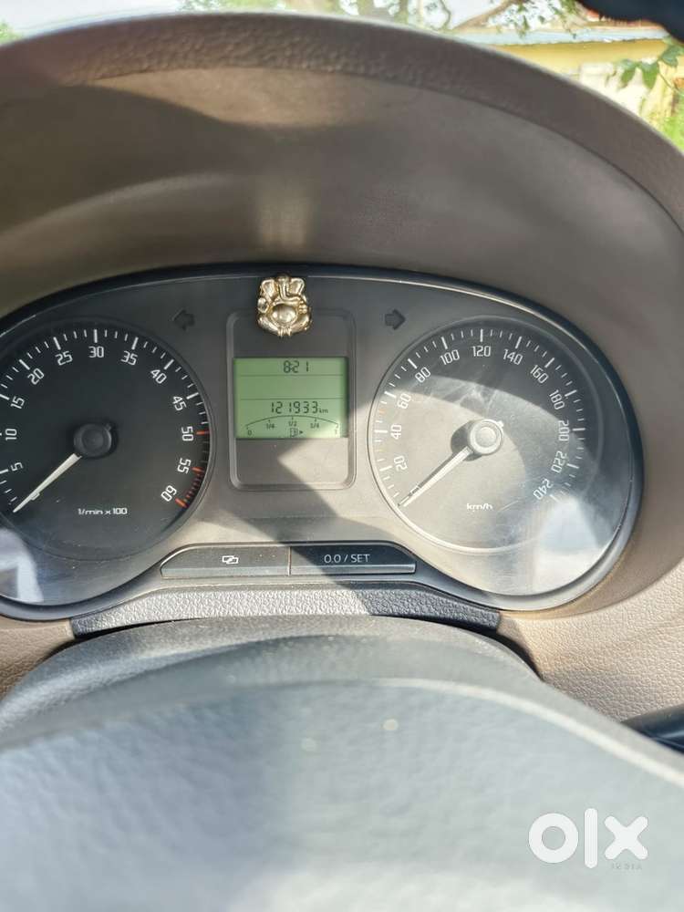 Skoda Rapid 2012 Diesel 140000 Km Driven