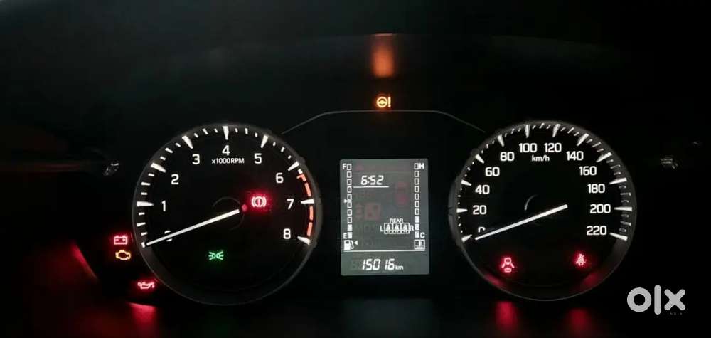 For Sale: Maruti Brezza 1.5 Lxi 2024 (feb 2025 Regd) - Like Brand New!
