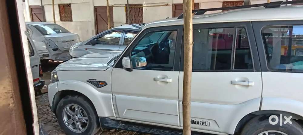 Mahindra Scorpio 2017 Diesel 50000 Km Driven