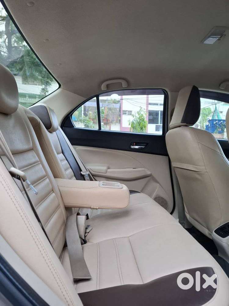 Maruti Suzuki Swift Dzire Vxi Optional, 2023, Petrol