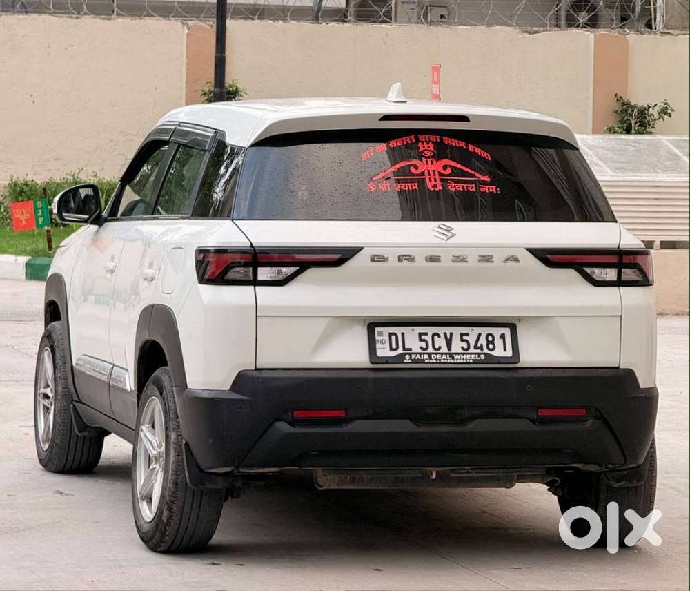 Maruti Suzuki Brezza Vxi At, 2023, Petrol