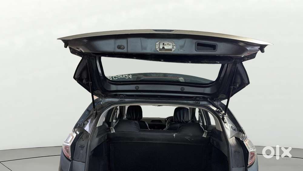 Tata Nexon 1.2 Revotron Xm, 2018, Petrol