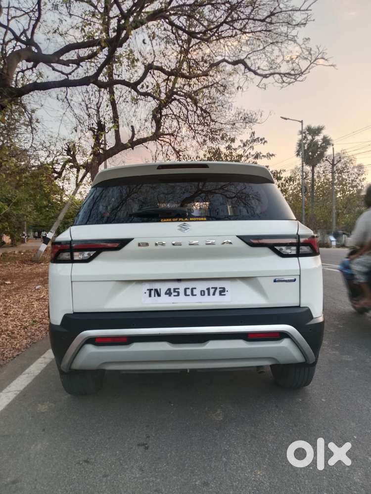 Maruti Suzuki Brezza 1.5 Zxi Smart Hybrid, 2023, Petrol