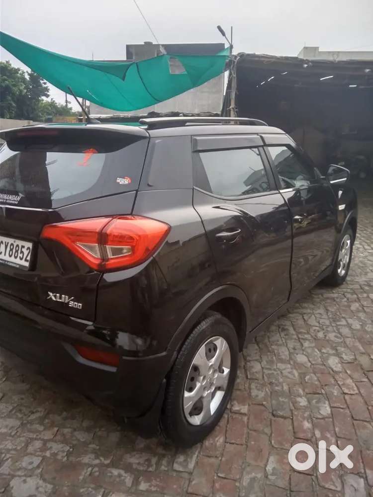 Mahindra Xuv300 1.2 2023
