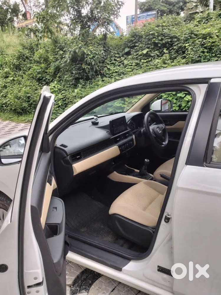 Honda Amaze 1.2 2028 Petrol Mt