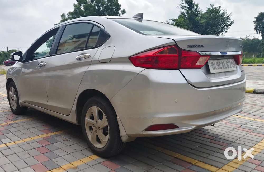 Honda City 1.5 V 4th Gen I-vtec Mt, 2016, Petrol