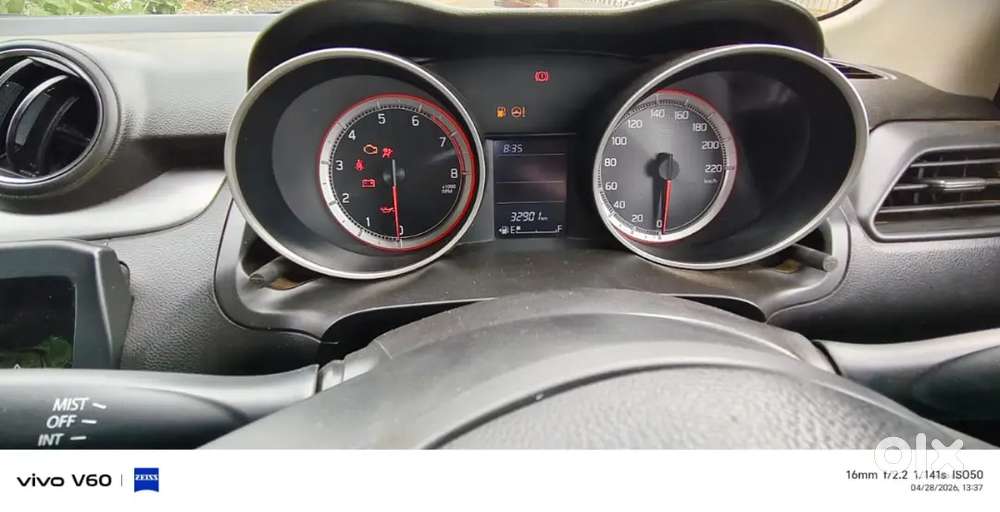 Maruti Suzuki Swift 2023 Petrol 33000 Km Driven