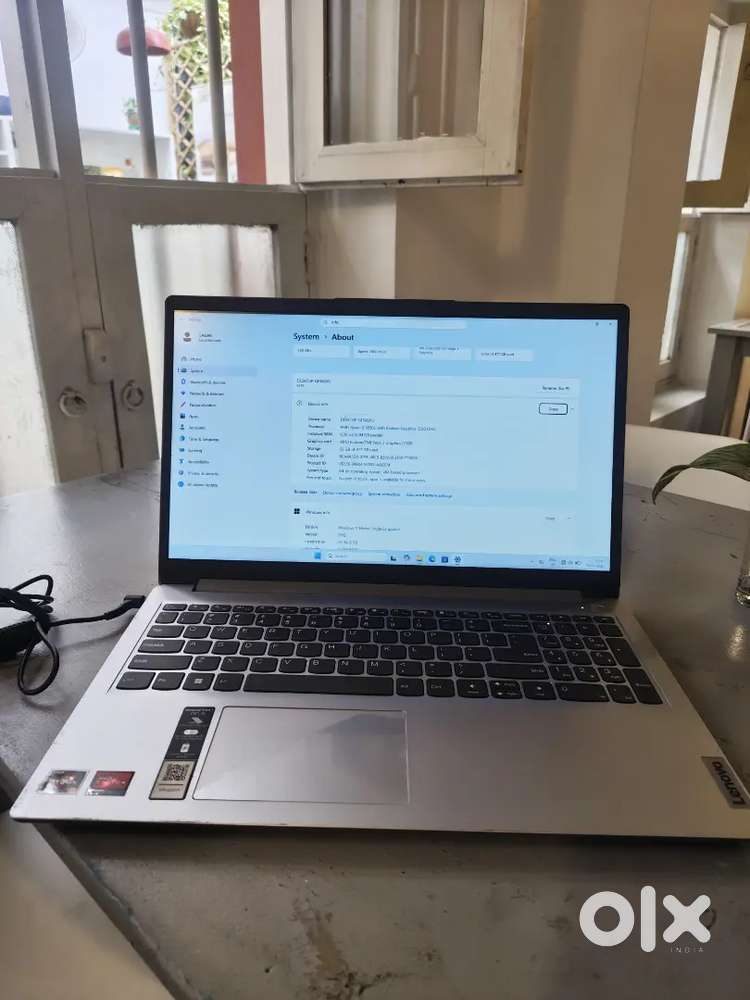 Lenovo Ideapad Slim 1