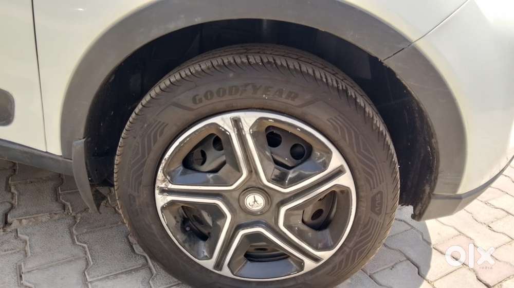 Tata Nexon 1.2 Revotron Xm (s), 2021, Petrol