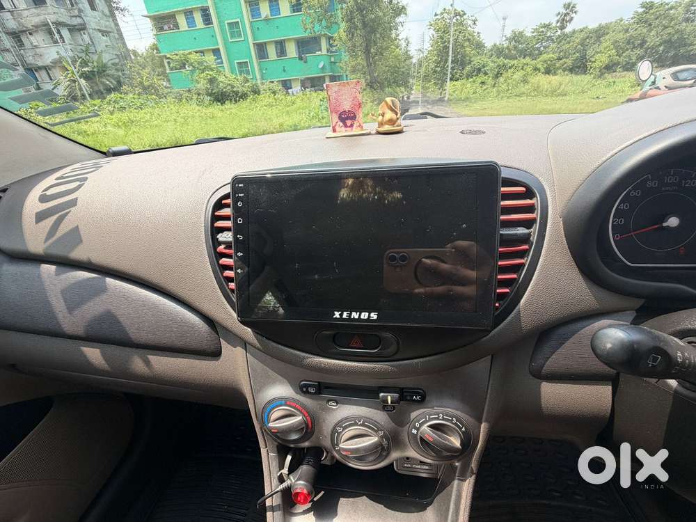 Hyundai I10 Sportz, 2012, Petrol