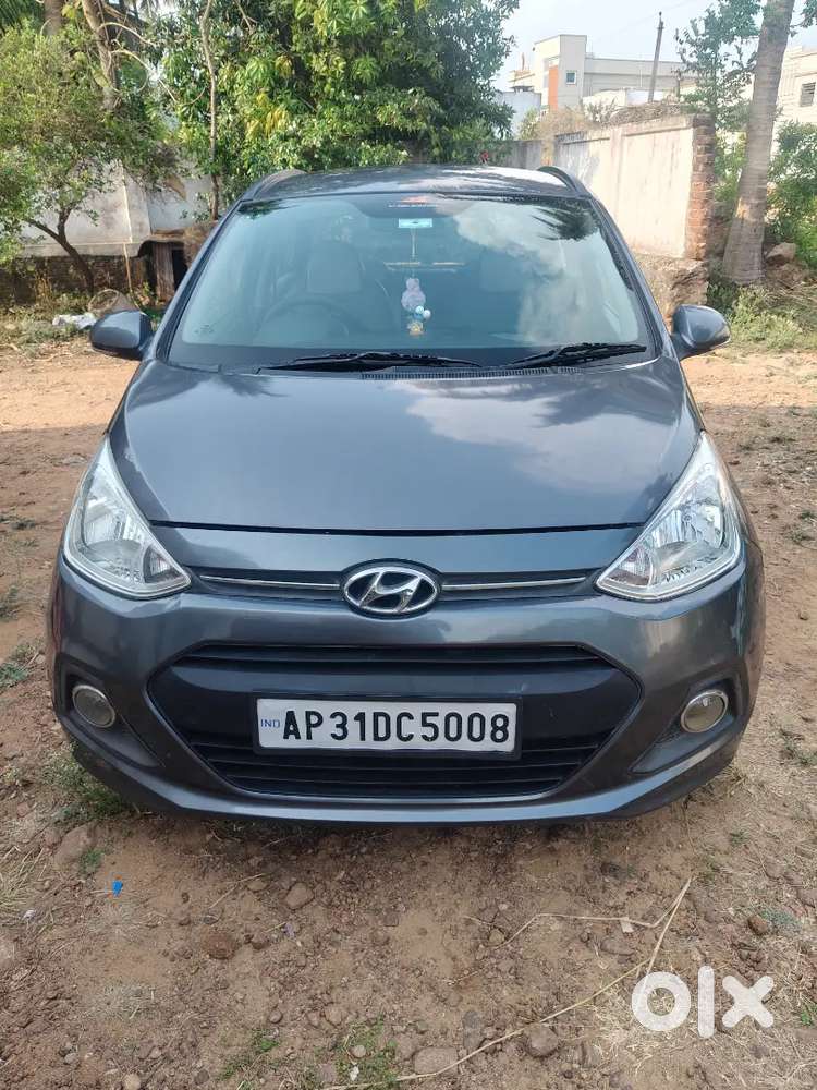 Hyundai Grand I10 2015 Petrol 87800 Km Driven