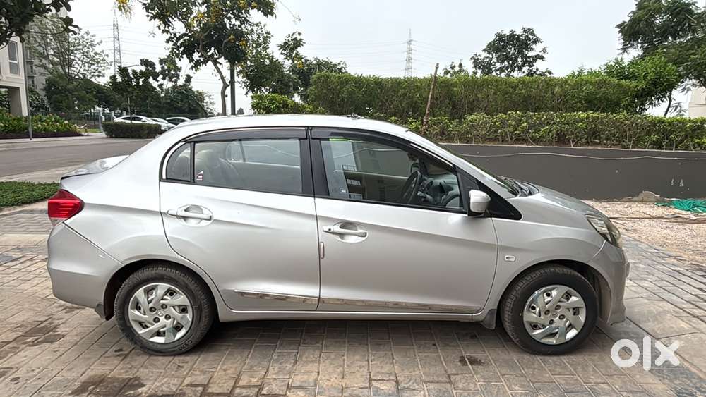 Honda Amaze Petrol 2014