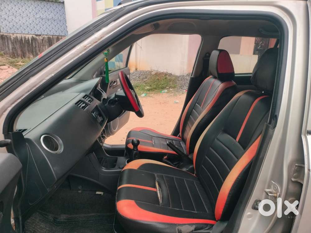 Swift Maruti Suzuki 2006