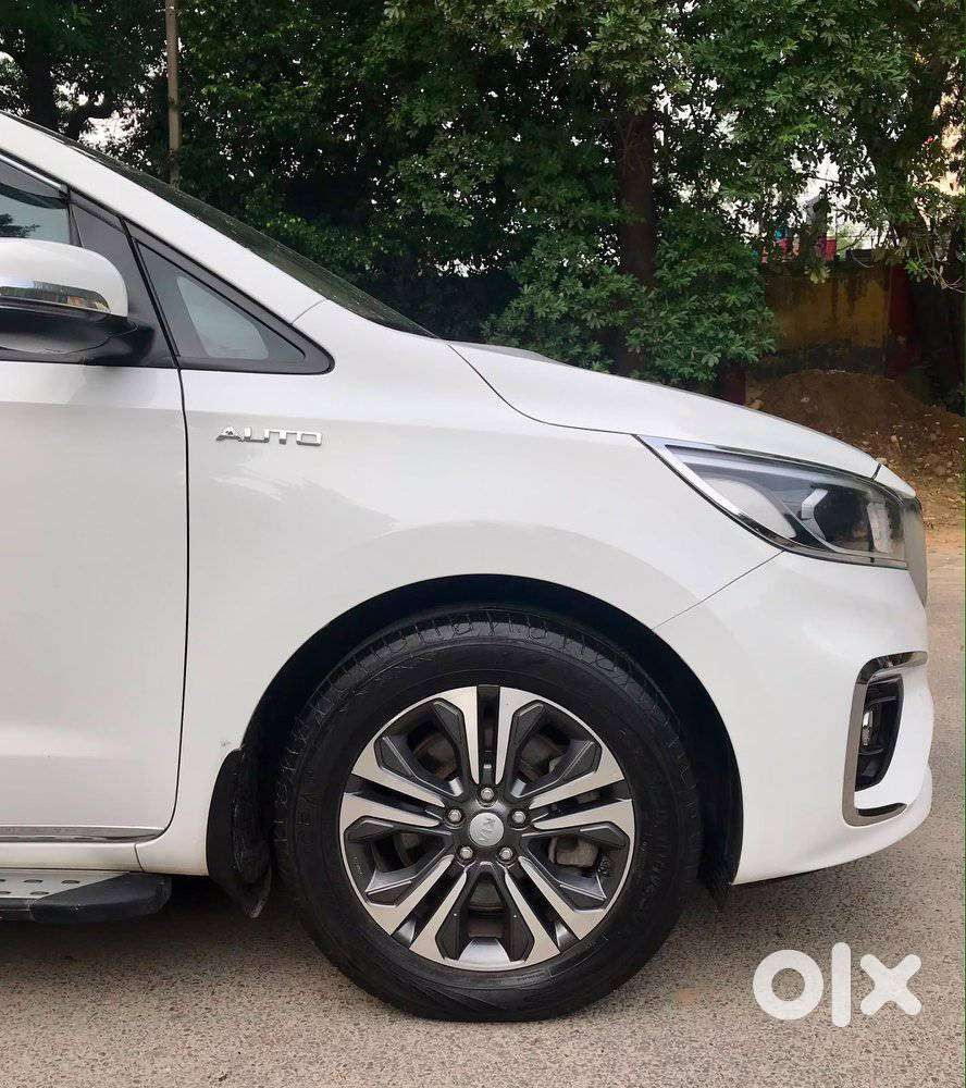 Kia Carnival Premium, 2021, Diesel