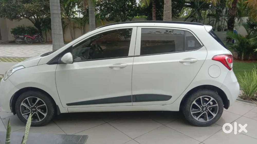 Hyundai Grand I10 2018 Petrol 42000 Km Driven