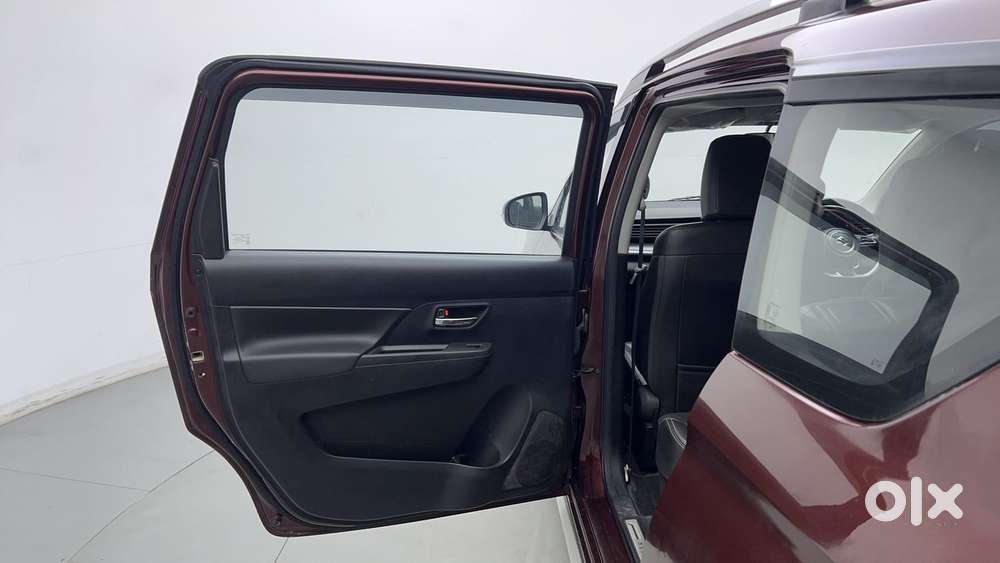 Maruti Suzuki Xl6 1.5 Alpha At, 2021, Petrol