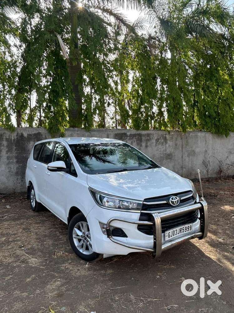 Toyota Innova Crysta 2017 Diesel Well Maintained