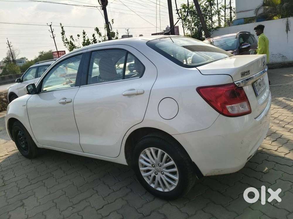 Maruti Suzuki Swift Dzire Zxi + Amt, 2018, Petrol