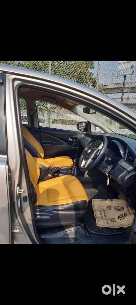 Toyota Innova Crysta 2.4 Gx Mt 8s, 2017, Diesel