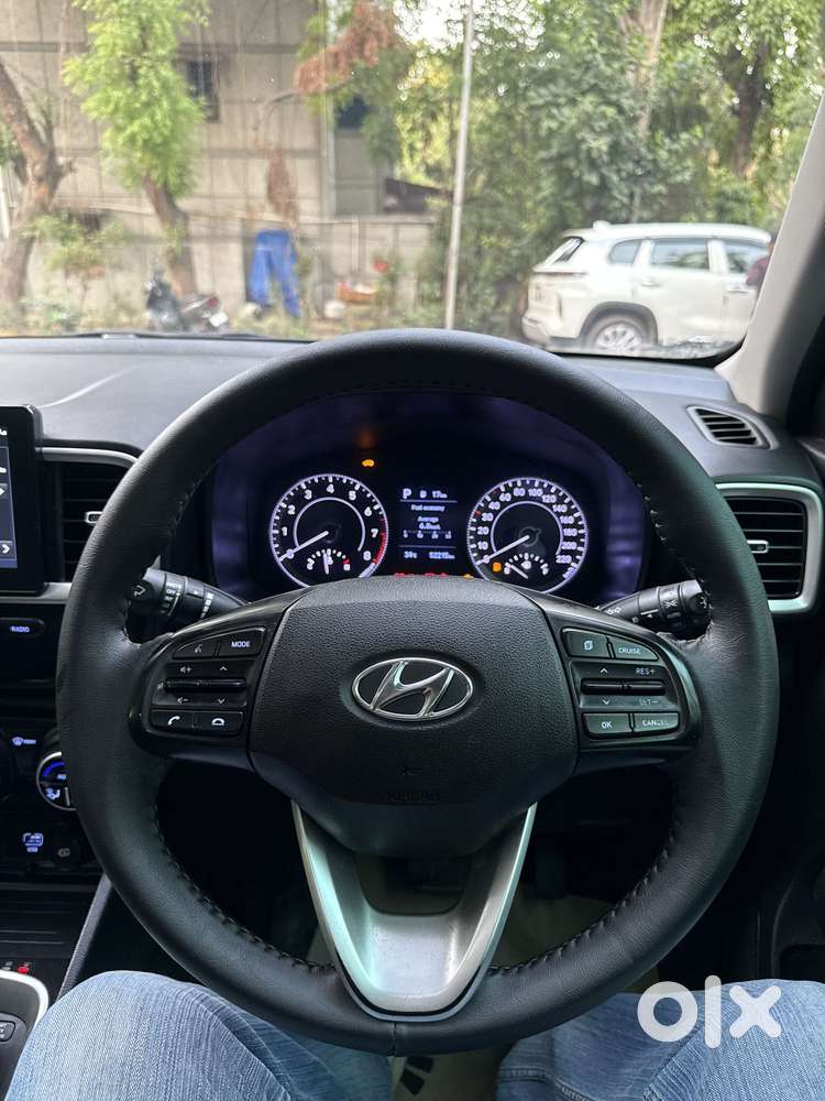 Hyundai Venue 1.0 Sx (o) Turbo Dct, 2019, Petrol