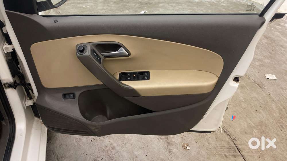 Volkswagen Vento 1.5 Highline Plus At 16 Alloy, 2017, Diesel
