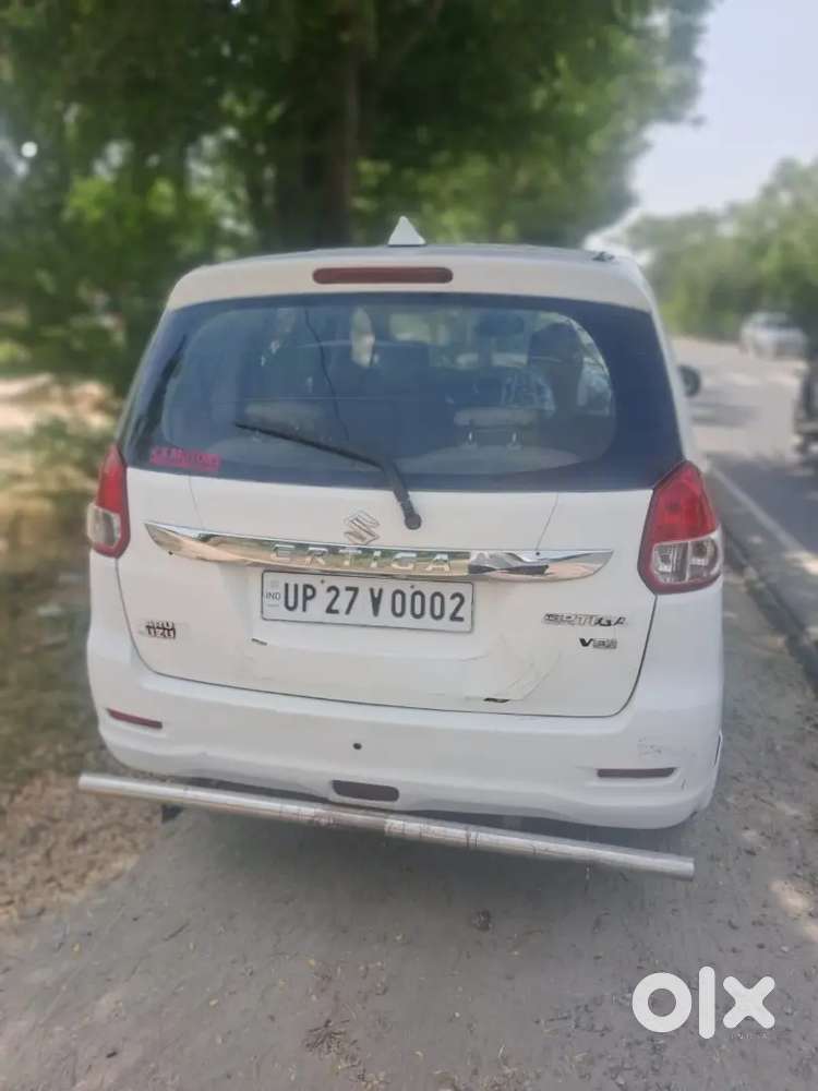 Gadi Bechna Chahte Hain