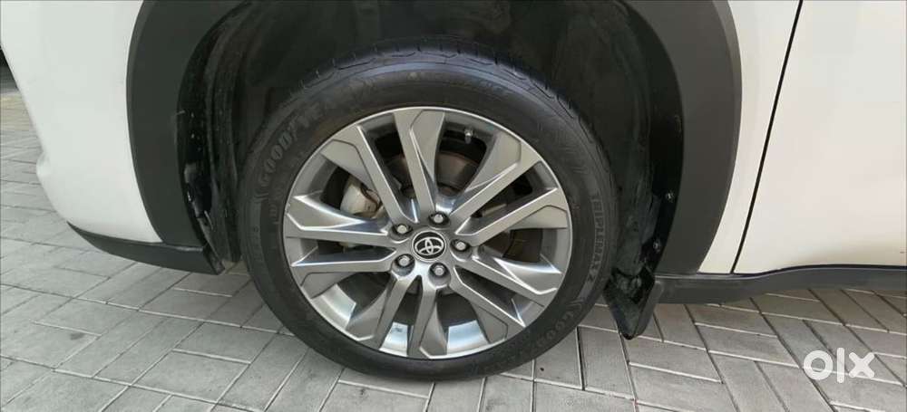 Toyota Innova Hycross 2.0 Zx Hybrid 7 Str, 2024, Electric