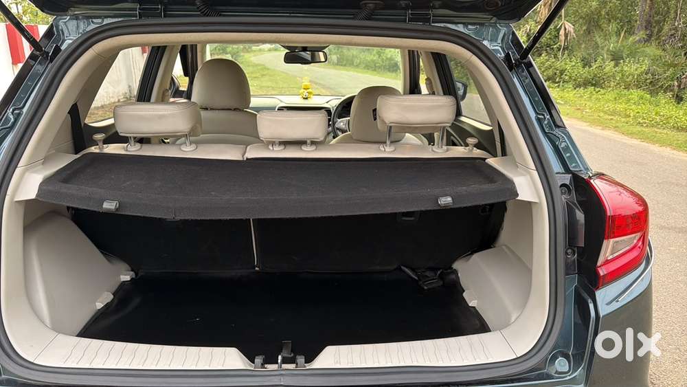 Mahindra Xuv300 W8(o) Petrol 2022