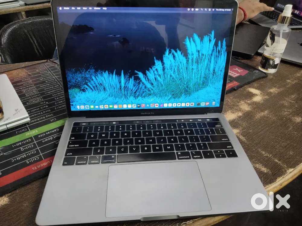 APPLE MACBOOK PRO 2019
