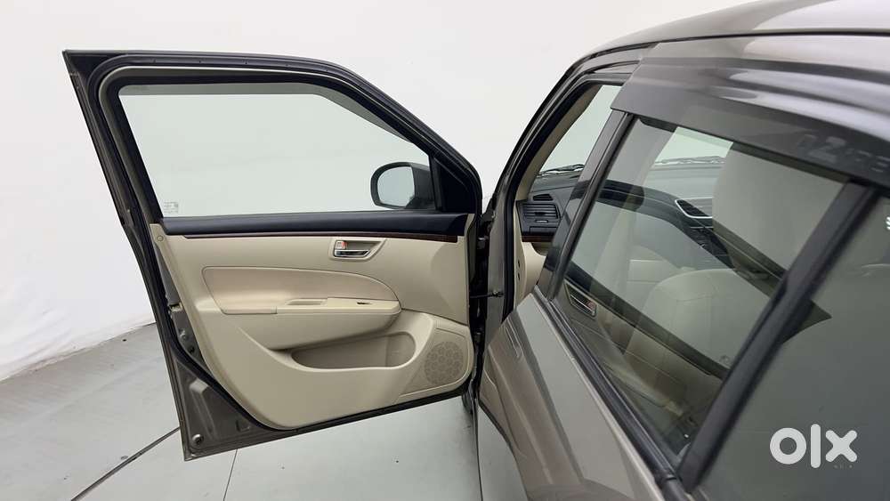 Maruti Suzuki Swift Dzire 1.3 Vxi, 2015, Petrol