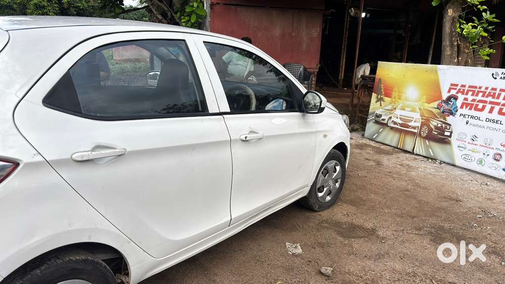 Tata Tiago Petrol 2018