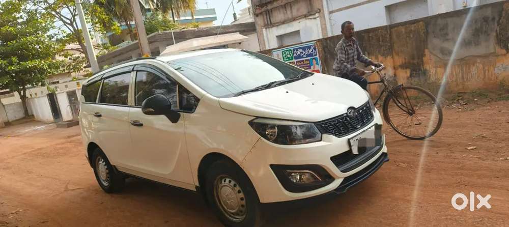 Mahindra Marazzo 2019 Diesel 125000 Km Driven