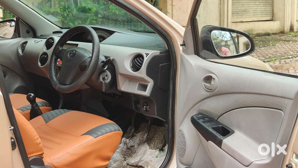 Toyota Etios 2010-2012 G, 2011, Petrol