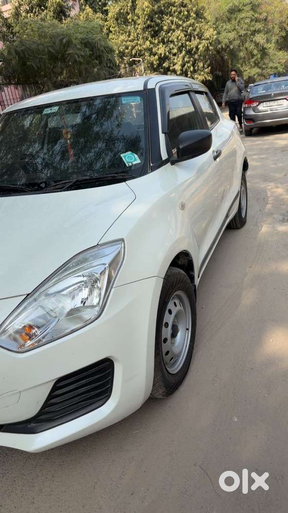 Maruti Suzuki Swift Lxi Option, 2022, Petrol