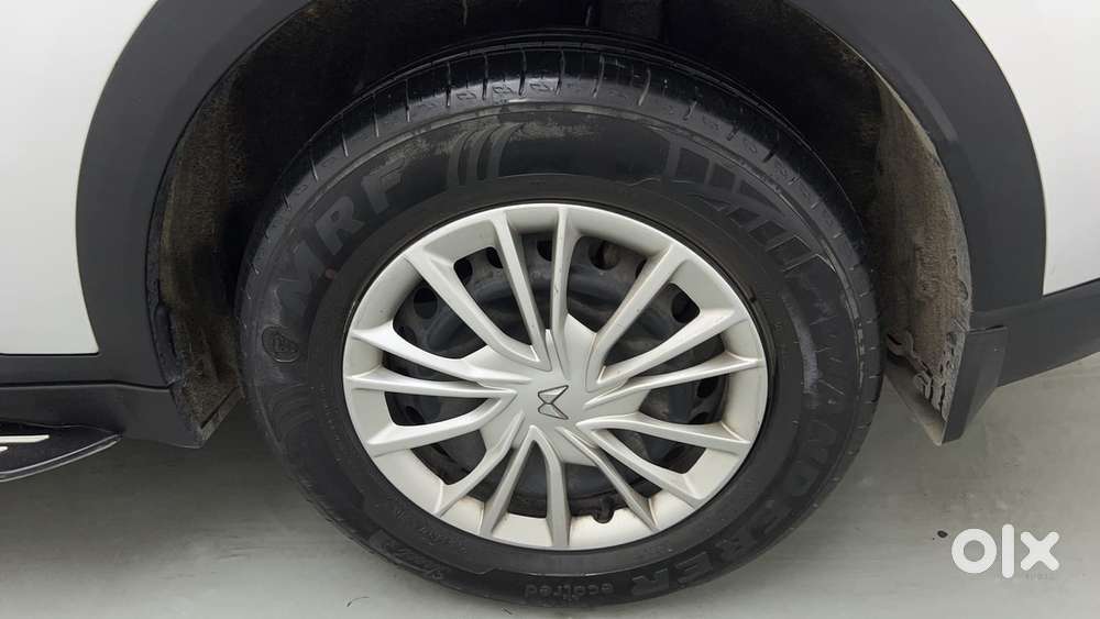 Mahindra Xuv700 2.2 Ax 5 Diesel At 7 Str, 2024, Diesel