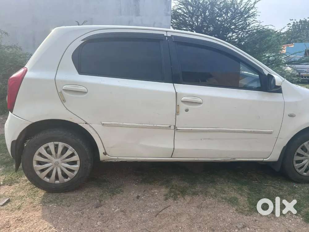 Toyota Etios Liva 2012 Diesel 339378 Km Driven