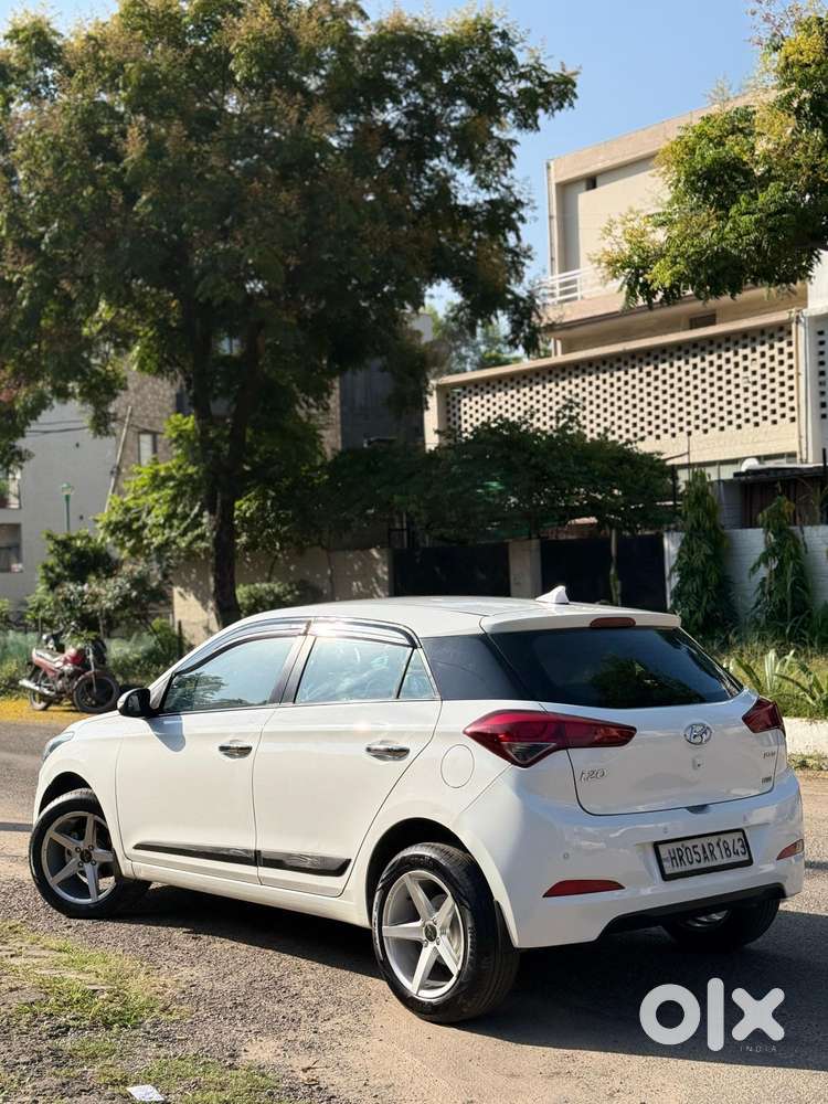 Hyundai Elite I20 1.4 Sportz (o) Crdi, 2016, Diesel