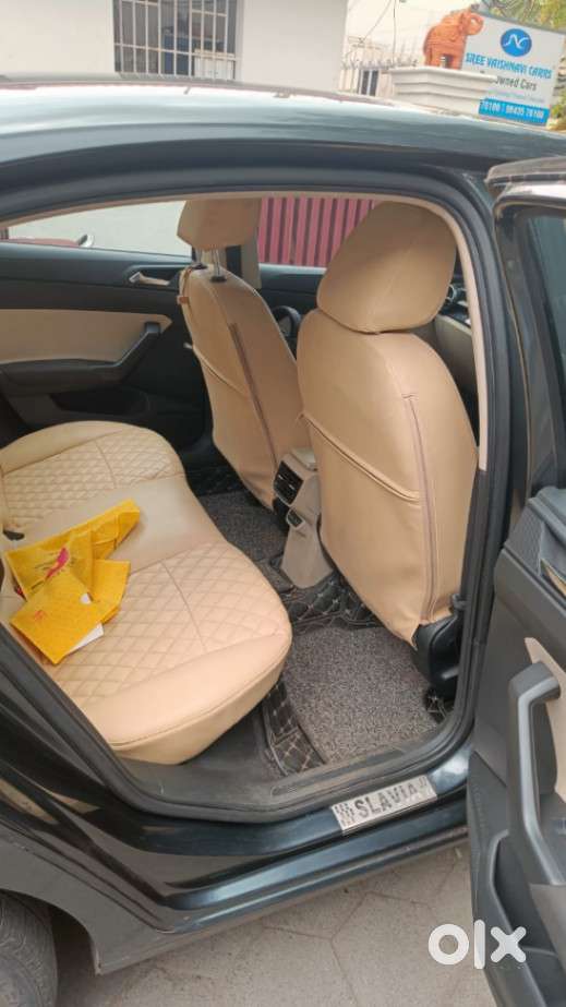 Skoda Slavia Ambition 1.0l Tsi Mt, 2022, Petrol
