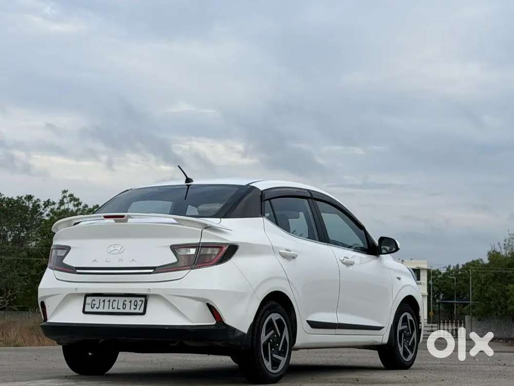 Hyundai Aura 2024 Cng & Hybrids 32000 Km Driven