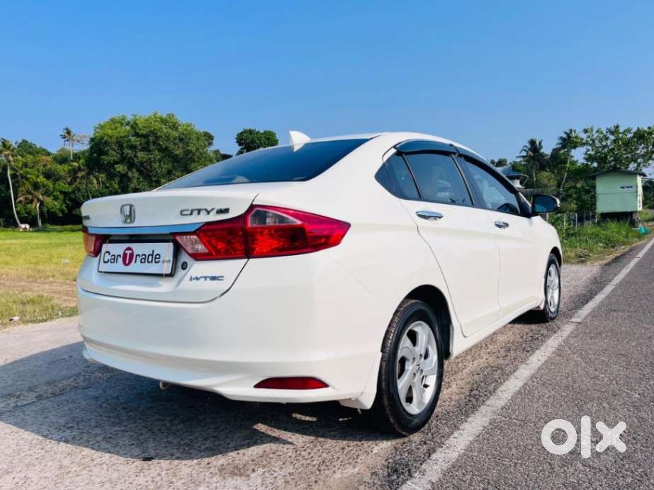 Honda City I-vtec V, 2015, Petrol