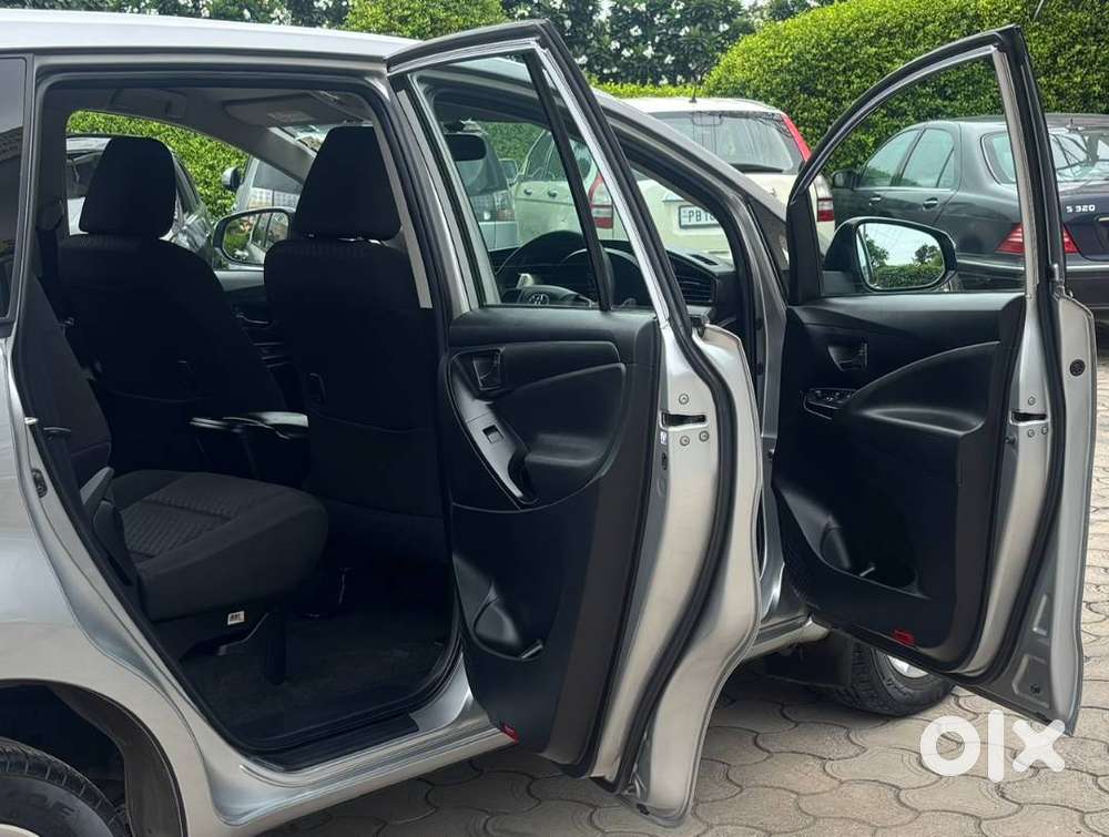 Toyota Innova Crysta 2.8 Gx 2018 At 69000 Kms Chandigarh Registration.