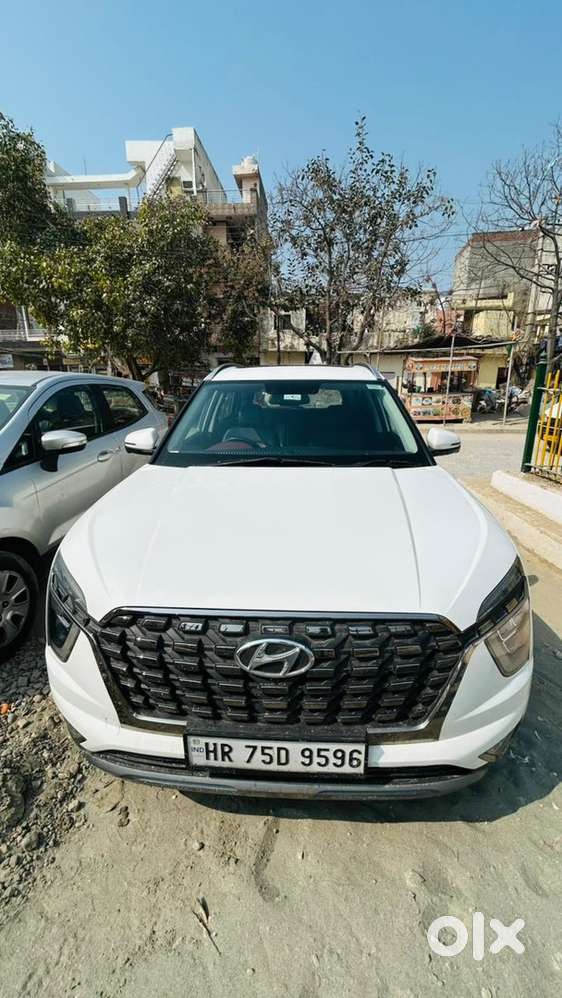 Hyundai Alcazar 2022 Diesel Well Maintained