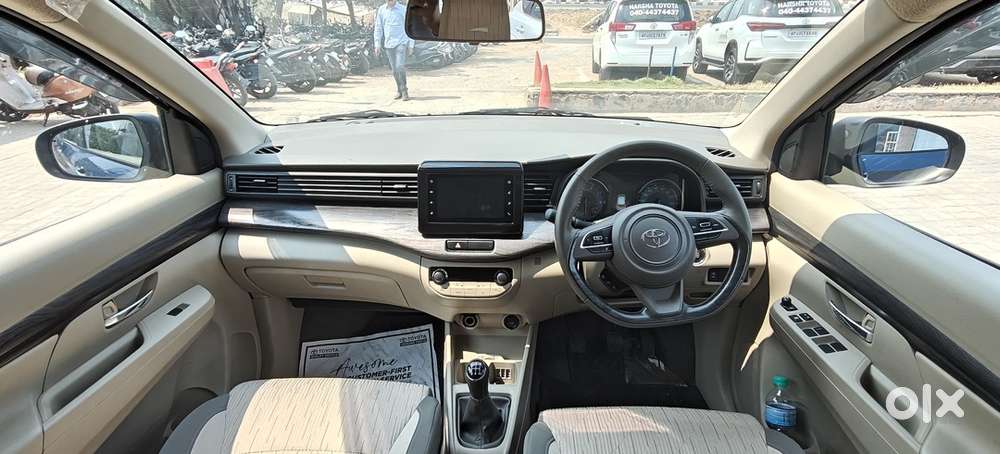 Toyota Rumion V Petrol 2023