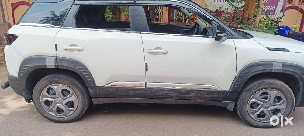 Maruti Suzuki Brezza 1.5 Vxi Smart Hybrid, 2024, Petrol
