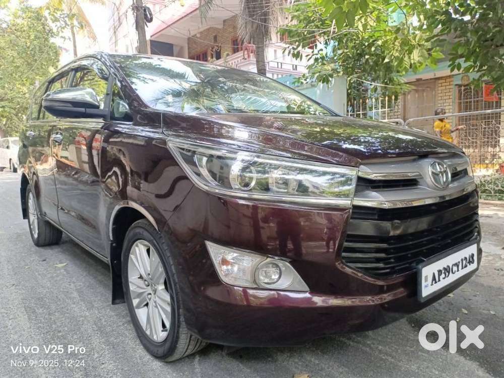 Toyota Innova Crysta 2.8z Automatic, 2019, Diesel