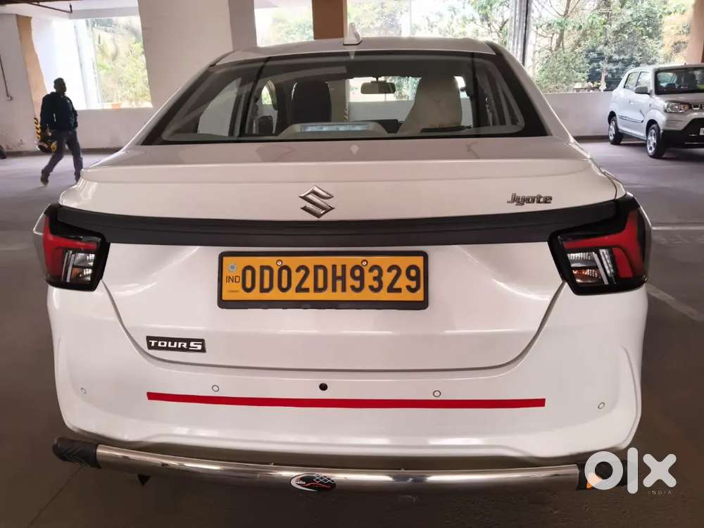 Maruti Suzuki Dzire 2025 Petrol, 1500 Km Driven About 5months Old