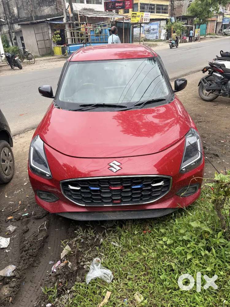 Maruti Suzuki Swift 2024 Petrol 33500 Km Driven