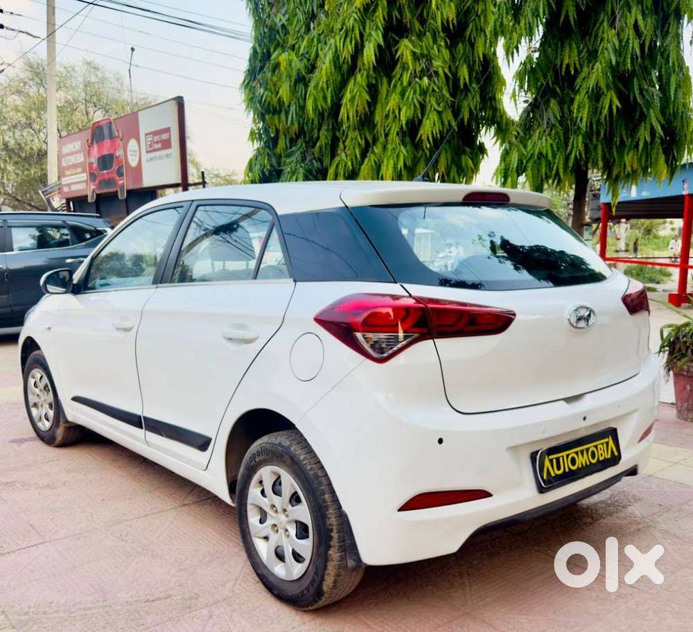 Hyundai I20 2015-2017 Magna At 1.4, 2017, Petrol